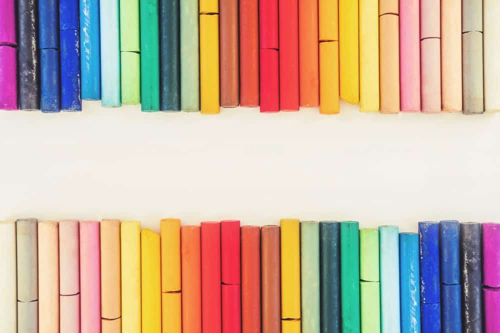 Soft Pastels Vs. Oil Pastels: See How They Are Completely Different