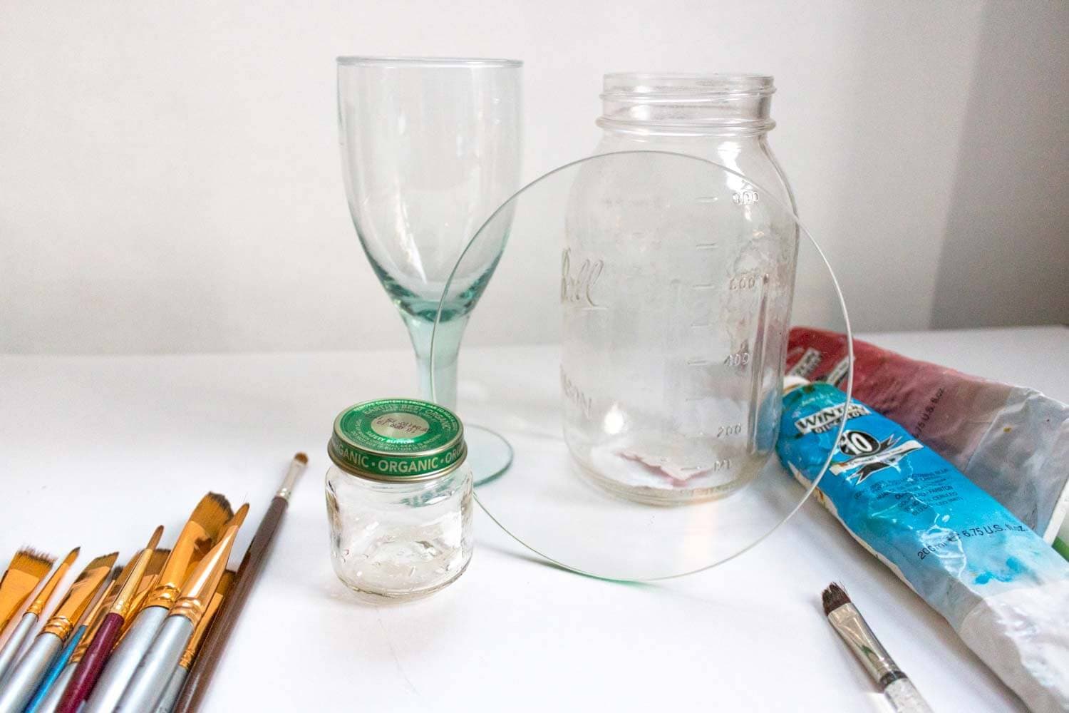Everything You Need Know When Oil Painting On Glass